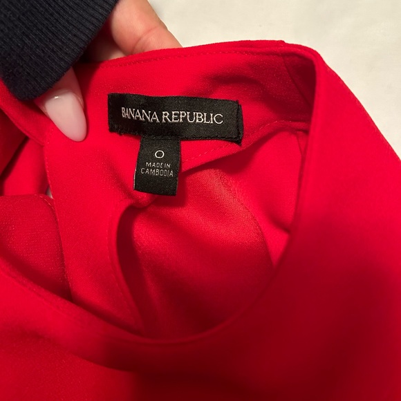 BANANA REPUBLIC LONG SLEEVE RED DRESS - Picture 5 of 6